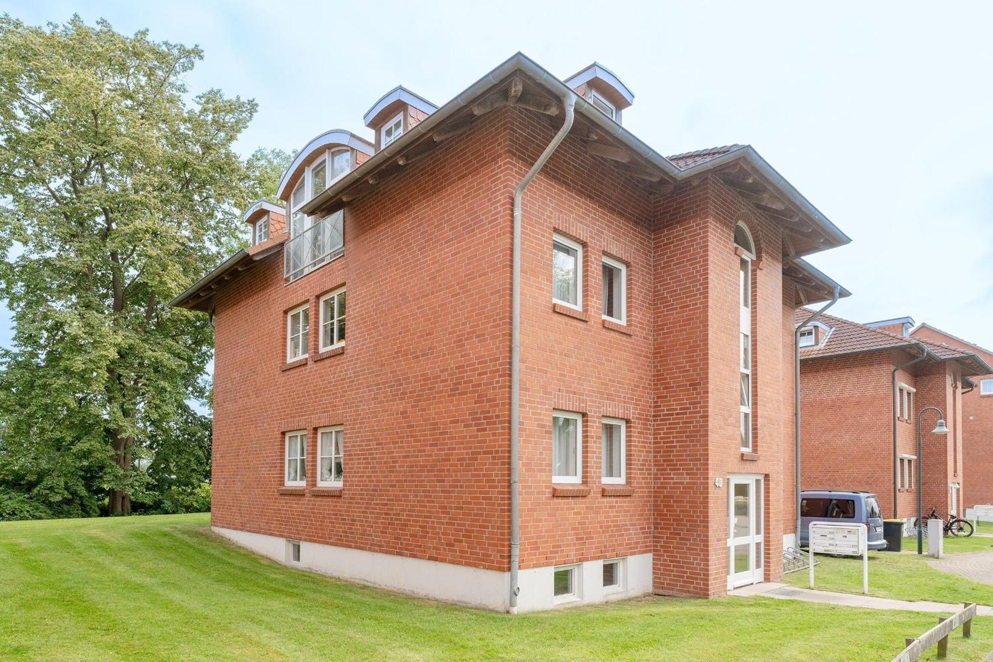 Ferienwohnung Ostseebutt Mit Terrasse Im Kaiserhof 2 Kellenhusen Buitenkant foto
