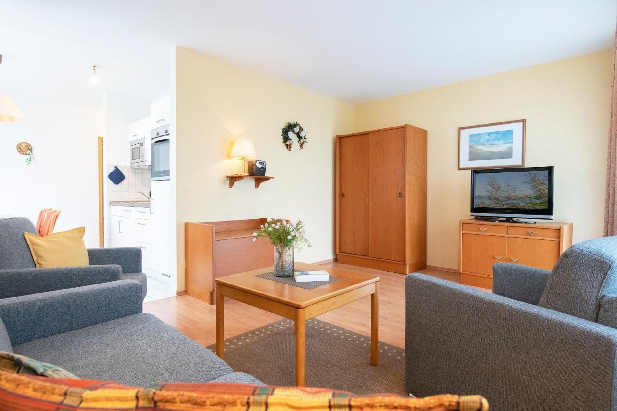 Ferienwohnung Ostseebutt Mit Terrasse Im Kaiserhof 2 Kellenhusen Buitenkant foto